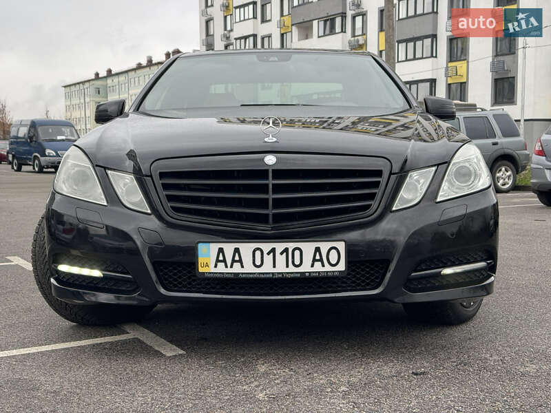 Седан Mercedes-Benz E-Class 2012 в Києві фото 7 Седан Mercedes-Benz E-Class 2012 в Києві