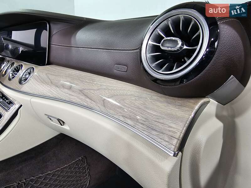 Кабріолет Mercedes-Benz E-Class 2019 в Києві
