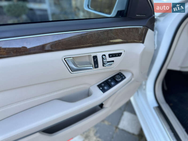 Седан Mercedes-Benz E-Class 2015 в Стрые фото 24 Седан Mercedes-Benz E-Class 2015 в Стрые