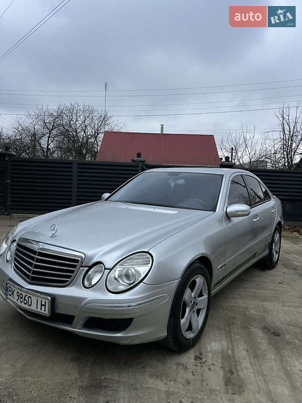 Седан Mercedes-Benz E-Class 2003 в Рівному фото 8 Седан Mercedes-Benz E-Class 2003 в Рівному