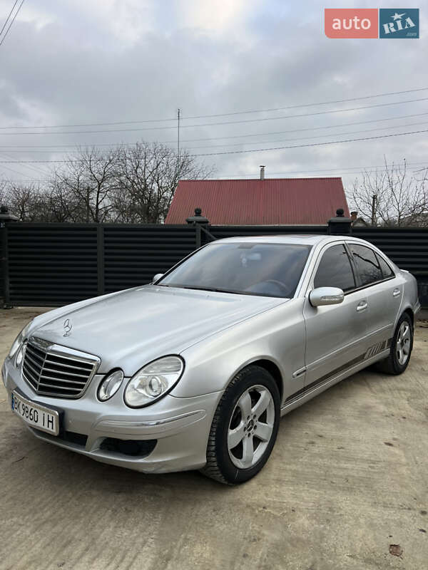 Седан Mercedes-Benz E-Class 2003 в Рівному фото 11 Седан Mercedes-Benz E-Class 2003 в Рівному