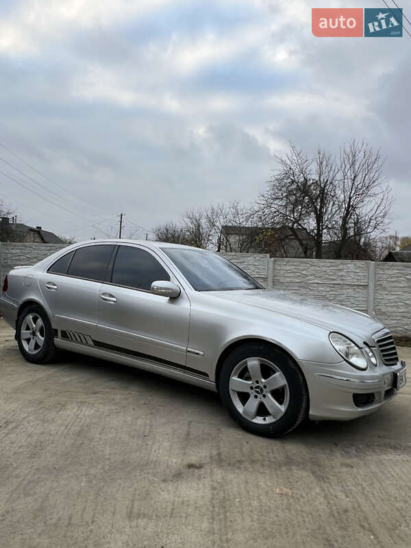 Седан Mercedes-Benz E-Class 2003 в Рівному фото 17 Седан Mercedes-Benz E-Class 2003 в Рівному