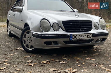 Седан Mercedes-Benz E-Class 1996 в Дрогобыче
