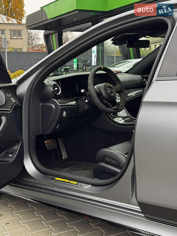 Седан Mercedes-Benz E-Class 2018 в Киеве фото 12 Седан Mercedes-Benz E-Class 2018 в Киеве