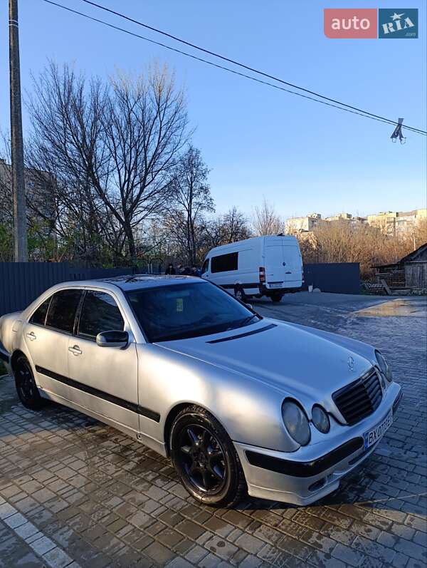 Седан Mercedes-Benz E-Class 2001 в Каменец-Подольском фото 9 Седан Mercedes-Benz E-Class 2001 в Каменец-Подольском