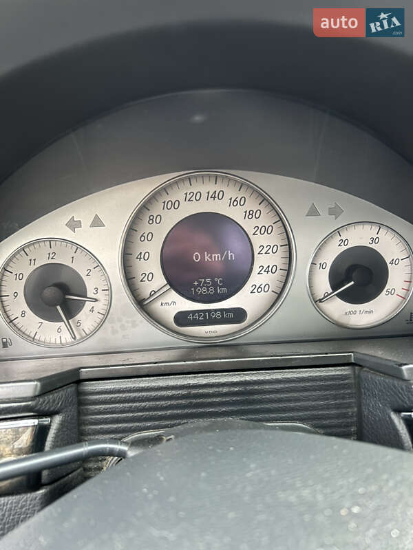 Седан Mercedes-Benz E-Class 2003 в Рахове фото 7 Седан Mercedes-Benz E-Class 2003 в Рахове