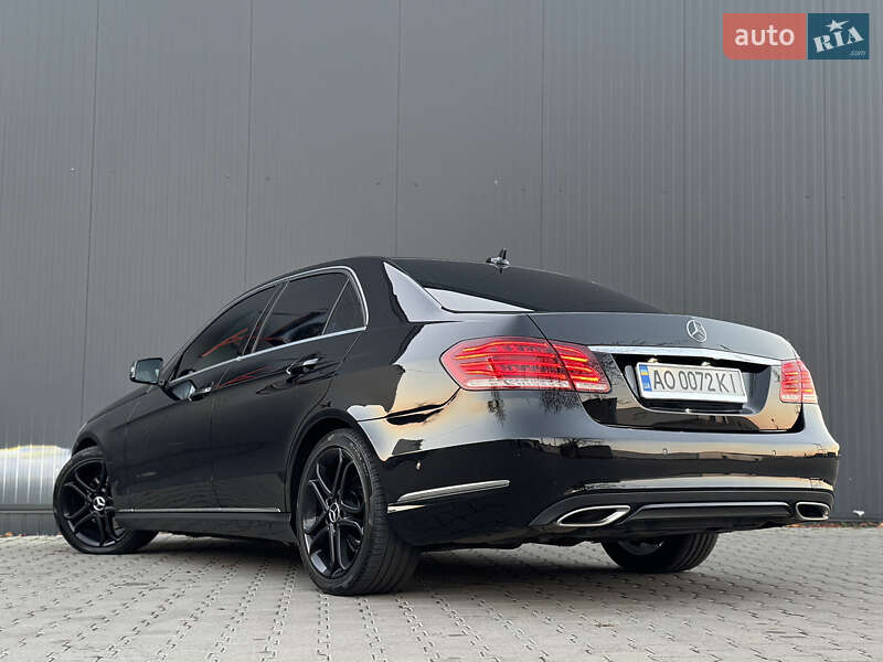 Седан Mercedes-Benz E-Class 2014 в Мукачевому