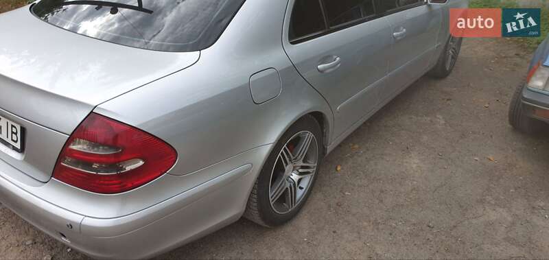 Седан Mercedes-Benz E-Class 2003 в Ровно фото 12 Седан Mercedes-Benz E-Class 2003 в Ровно