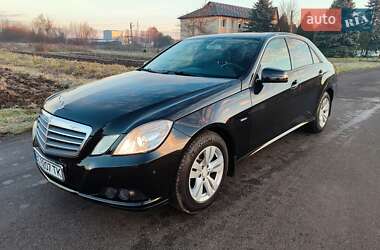 Седан Mercedes-Benz E-Class 2009 в Самборе