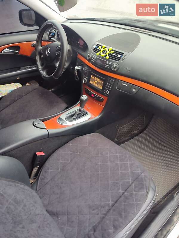 Седан Mercedes-Benz E-Class 2009 в Каменец-Подольском