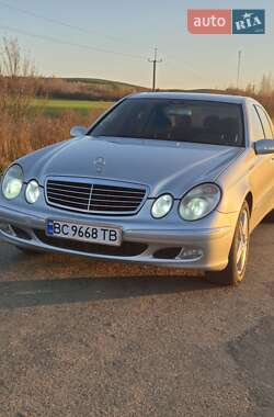 Седан Mercedes-Benz E-Class 2002 в Львові
