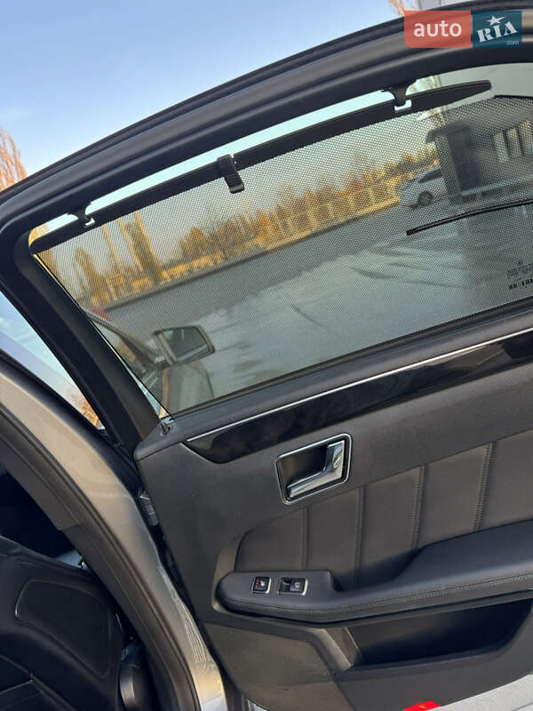 Седан Mercedes-Benz E-Class 2010 в Киеве фото 23 Седан Mercedes-Benz E-Class 2010 в Киеве