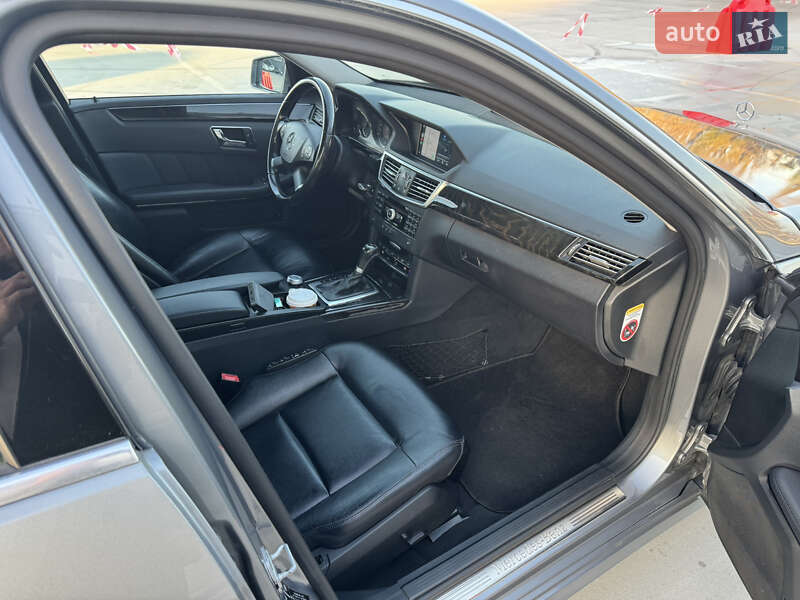 Седан Mercedes-Benz E-Class 2010 в Киеве фото 21 Седан Mercedes-Benz E-Class 2010 в Киеве