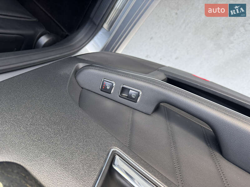 Седан Mercedes-Benz E-Class 2010 в Киеве фото 26 Седан Mercedes-Benz E-Class 2010 в Киеве