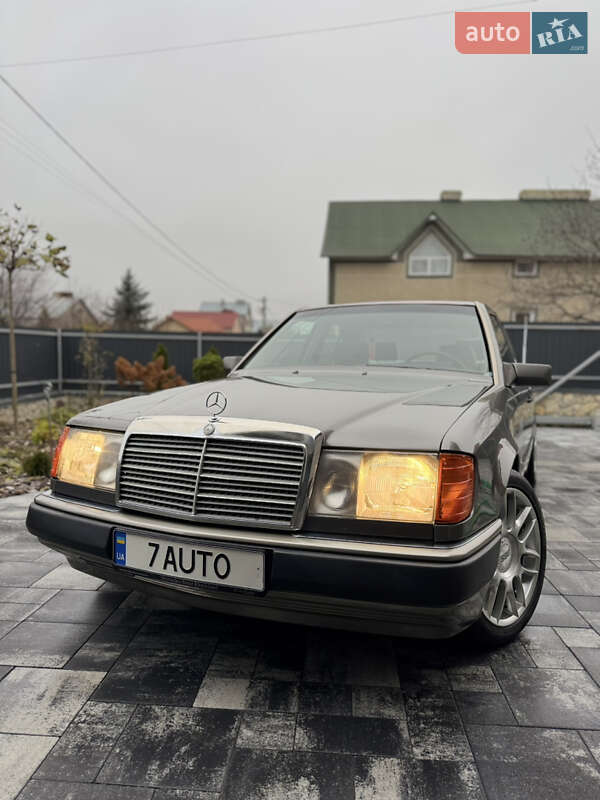 Седан Mercedes-Benz E-Class 1991 в Тернополі