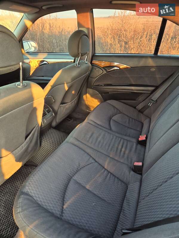 Седан Mercedes-Benz E-Class 2002 в Львові фото 21 Седан Mercedes-Benz E-Class 2002 в Львові