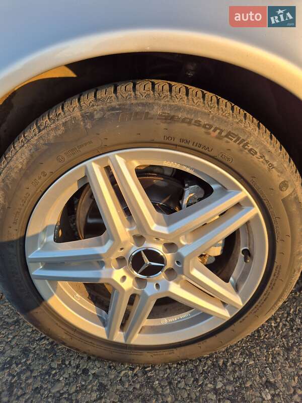 Седан Mercedes-Benz E-Class 2002 в Львові фото 23 Седан Mercedes-Benz E-Class 2002 в Львові