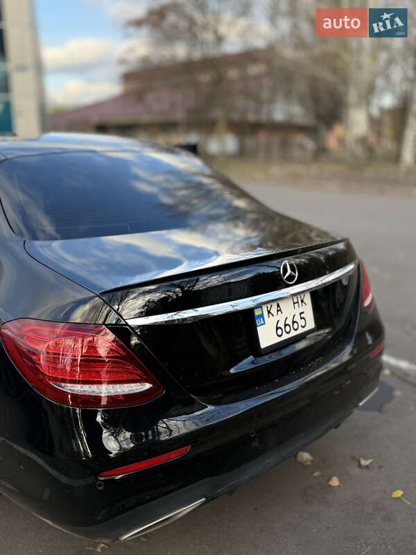 Седан Mercedes-Benz E-Class 2018 в Кривому Розі фото 40 Седан Mercedes-Benz E-Class 2018 в Кривому Розі