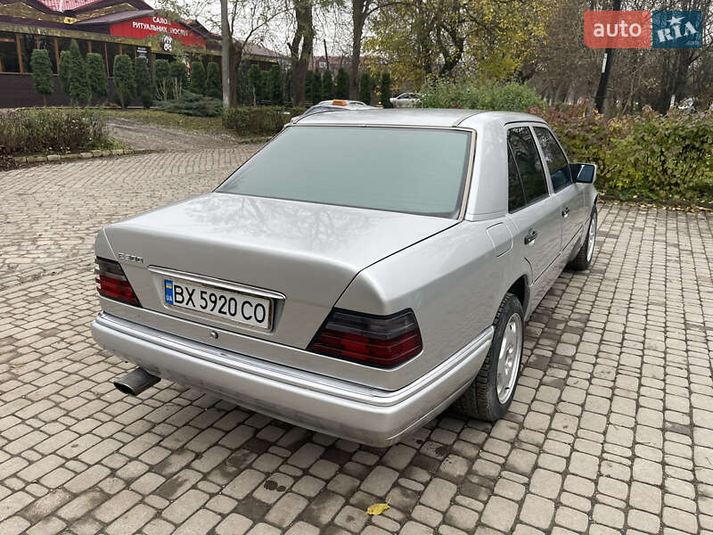 Седан Mercedes-Benz E-Class 1995 в Хотині фото 7 Седан Mercedes-Benz E-Class 1995 в Хотині