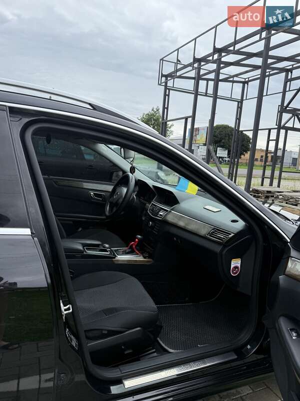 Універсал Mercedes-Benz E-Class 2010 в Володимирі