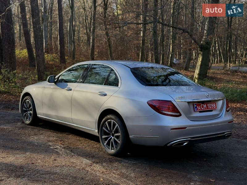 Седан Mercedes-Benz E-Class 2018 в Львове