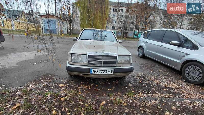 Седан Mercedes-Benz E-Class 1990 в Шостці фото 3 Седан Mercedes-Benz E-Class 1990 в Шостці