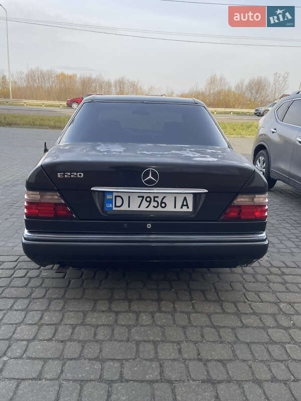 Седан Mercedes-Benz E-Class 1995 в Львові фото 6 Седан Mercedes-Benz E-Class 1995 в Львові