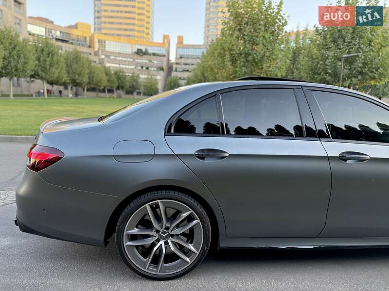 Седан Mercedes-Benz E-Class 2022 в Дніпрі