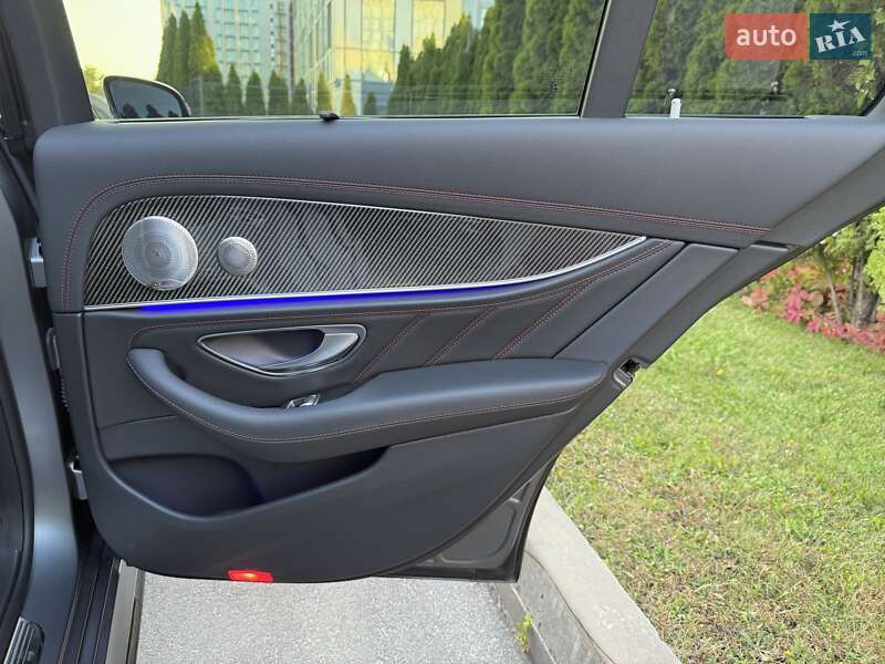 Седан Mercedes-Benz E-Class 2022 в Дніпрі