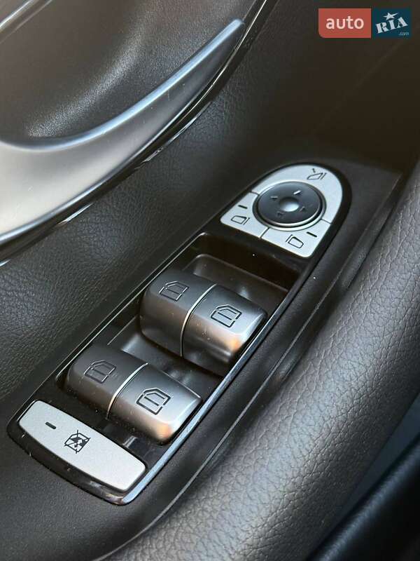 Седан Mercedes-Benz E-Class 2017 в Самборе фото 65 Седан Mercedes-Benz E-Class 2017 в Самборе