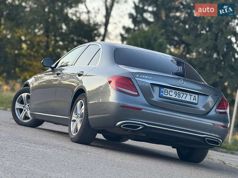 Седан Mercedes-Benz E-Class 2017 в Самборе фото 28 Седан Mercedes-Benz E-Class 2017 в Самборе