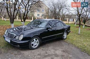 Седан Mercedes-Benz E-Class 2001 в Луцьку