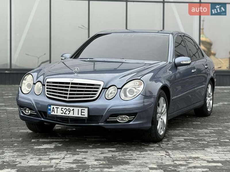 Седан Mercedes-Benz E-Class 2004 в Черновцах