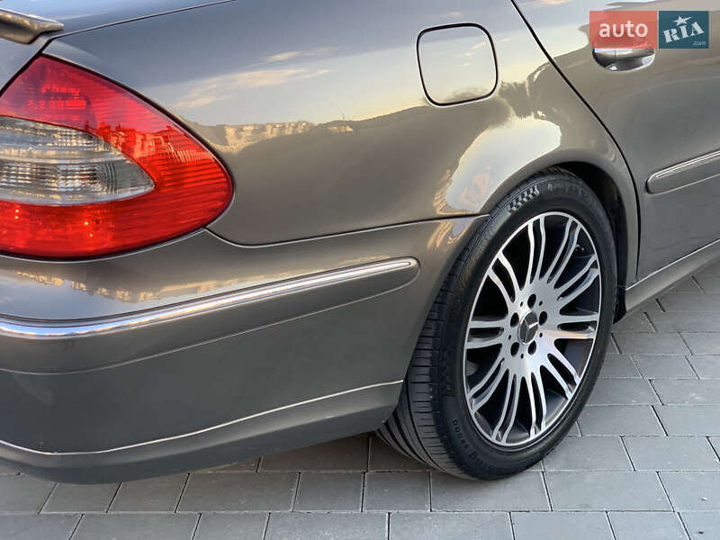 Седан Mercedes-Benz E-Class 2007 в Івано-Франківську фото 46 Седан Mercedes-Benz E-Class 2007 в Івано-Франківську