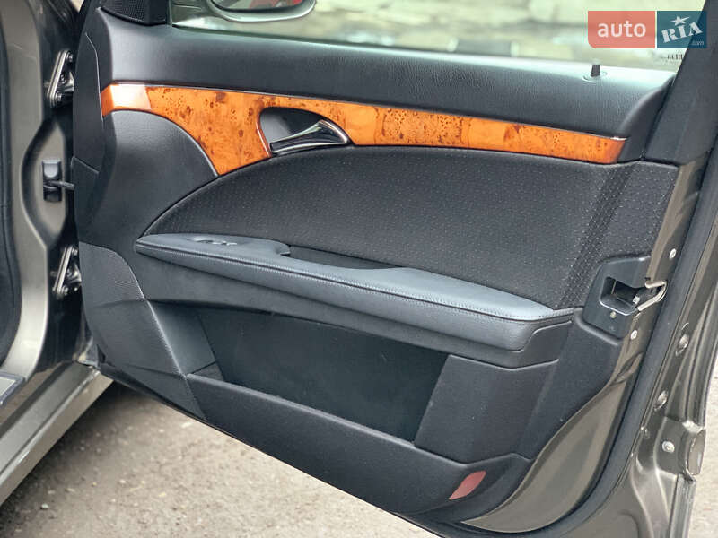 Седан Mercedes-Benz E-Class 2007 в Івано-Франківську фото 57 Седан Mercedes-Benz E-Class 2007 в Івано-Франківську