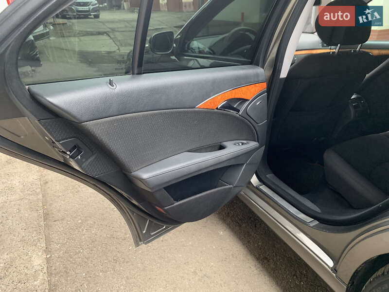 Седан Mercedes-Benz E-Class 2007 в Івано-Франківську фото 66 Седан Mercedes-Benz E-Class 2007 в Івано-Франківську
