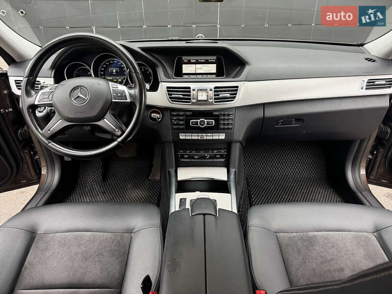 Седан Mercedes-Benz E-Class 2014 в Киеве фото 16 Седан Mercedes-Benz E-Class 2014 в Киеве