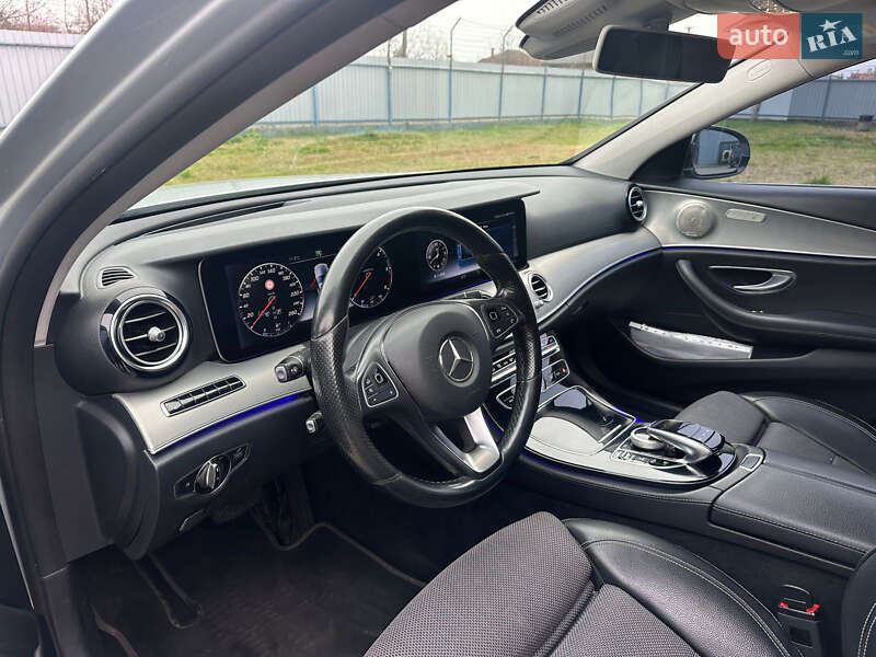 Седан Mercedes-Benz E-Class 2017 в Ужгороді фото 14 Седан Mercedes-Benz E-Class 2017 в Ужгороді