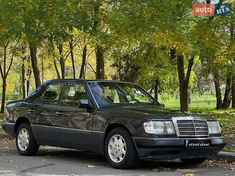 Седан Mercedes-Benz E-Class 1992 в Миколаєві фото 10 Седан Mercedes-Benz E-Class 1992 в Миколаєві