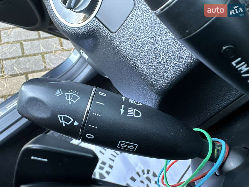 Седан Mercedes-Benz E-Class 2012 в Дрогобыче