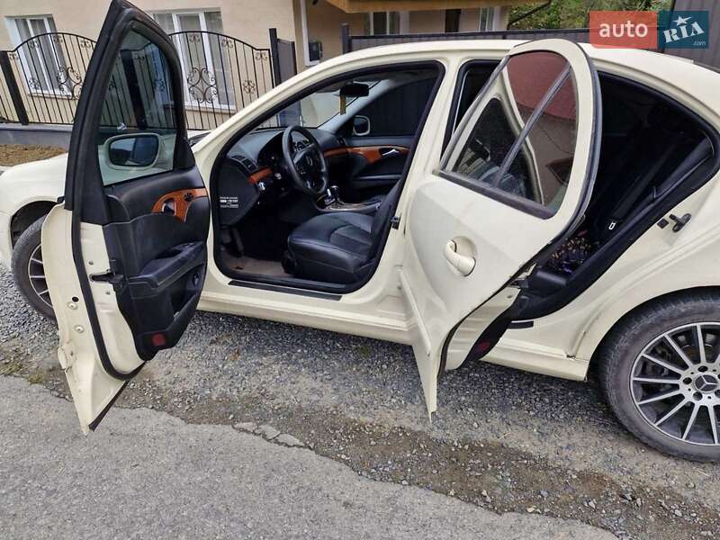 Седан Mercedes-Benz E-Class 2007 в Поляні фото 9 Седан Mercedes-Benz E-Class 2007 в Поляні