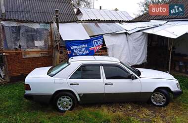Седан Mercedes-Benz E-Class 1987 в Хмельницком