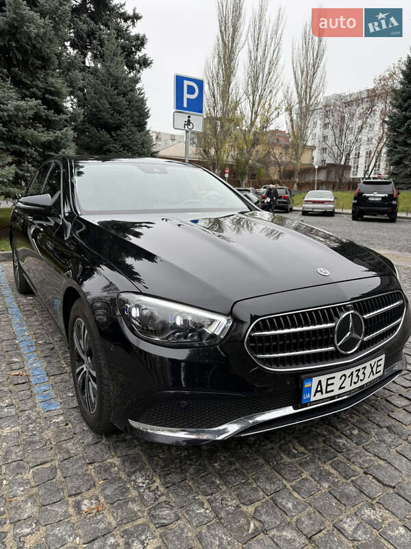 Седан Mercedes-Benz E-Class 2023 в Дніпрі