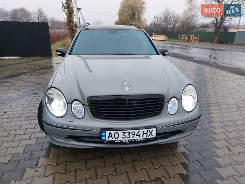 Универсал Mercedes-Benz E-Class 2003 в Иршаве