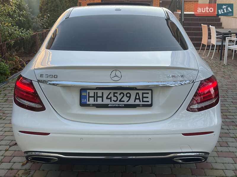 Седан Mercedes-Benz E-Class 2017 в Одесі