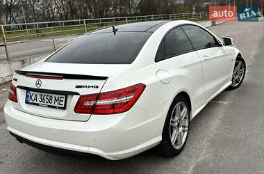 Купе Mercedes-Benz E-Class 2012 в Києві
