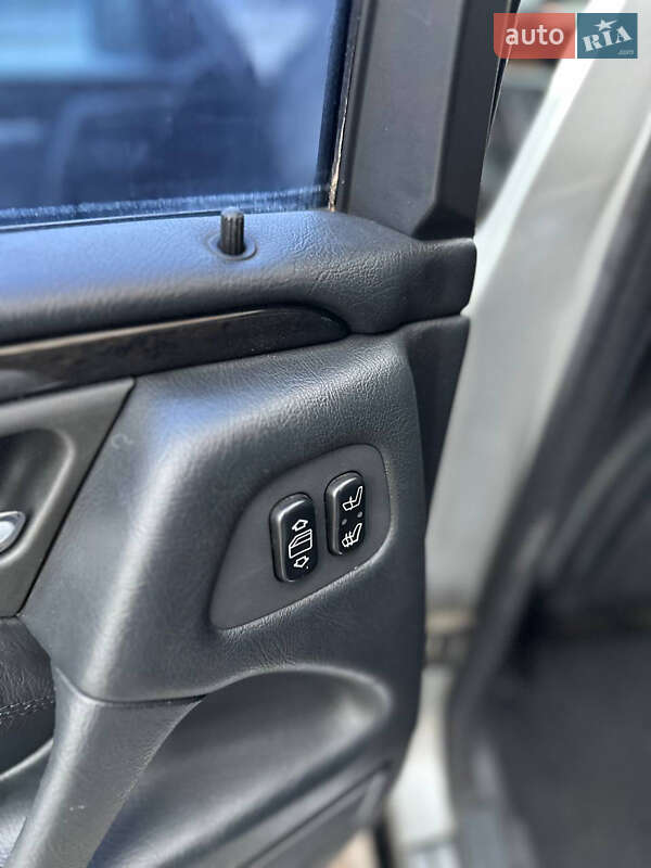 Седан Mercedes-Benz E-Class 1998 в Черкассах