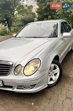 Седан Mercedes-Benz E-Class 2007 в Чернівцях