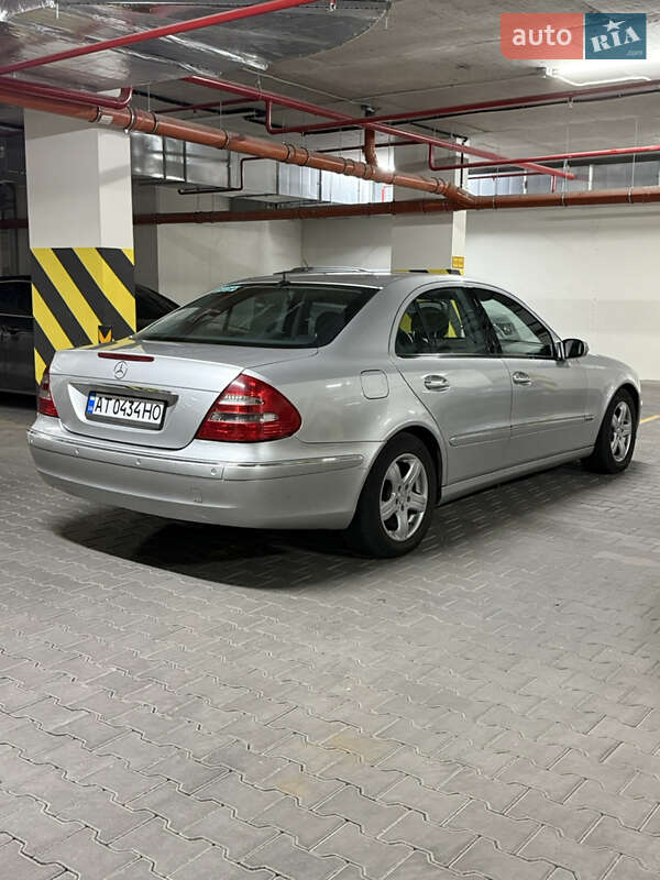 Седан Mercedes-Benz E-Class 2004 в Одесі