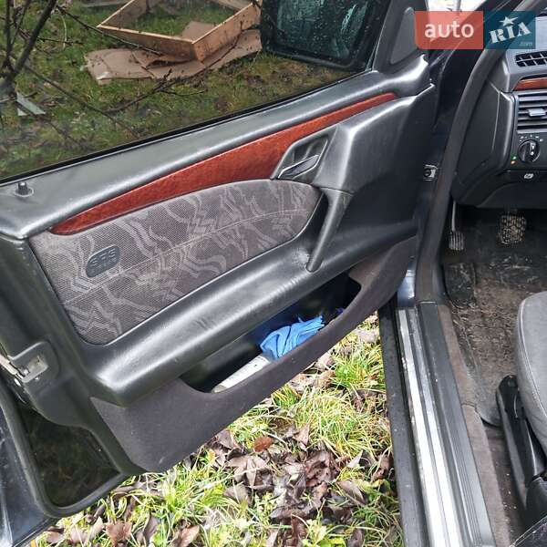 Седан Mercedes-Benz E-Class 1998 в Борщеві фото 12 Седан Mercedes-Benz E-Class 1998 в Борщеві